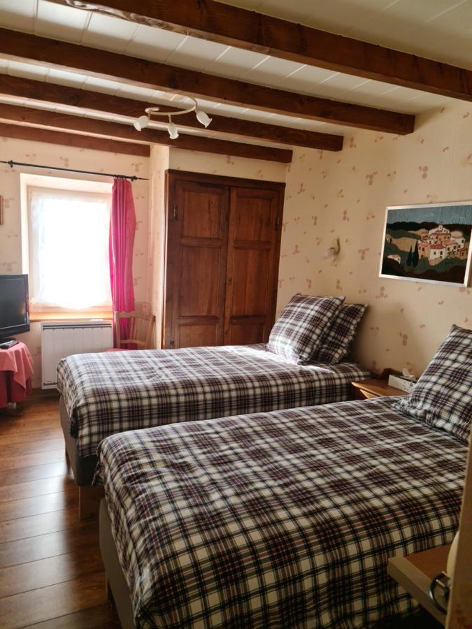 Chez Tiane Puy De Dome Bed & Breakfast Saint-Flour  Bagian luar foto